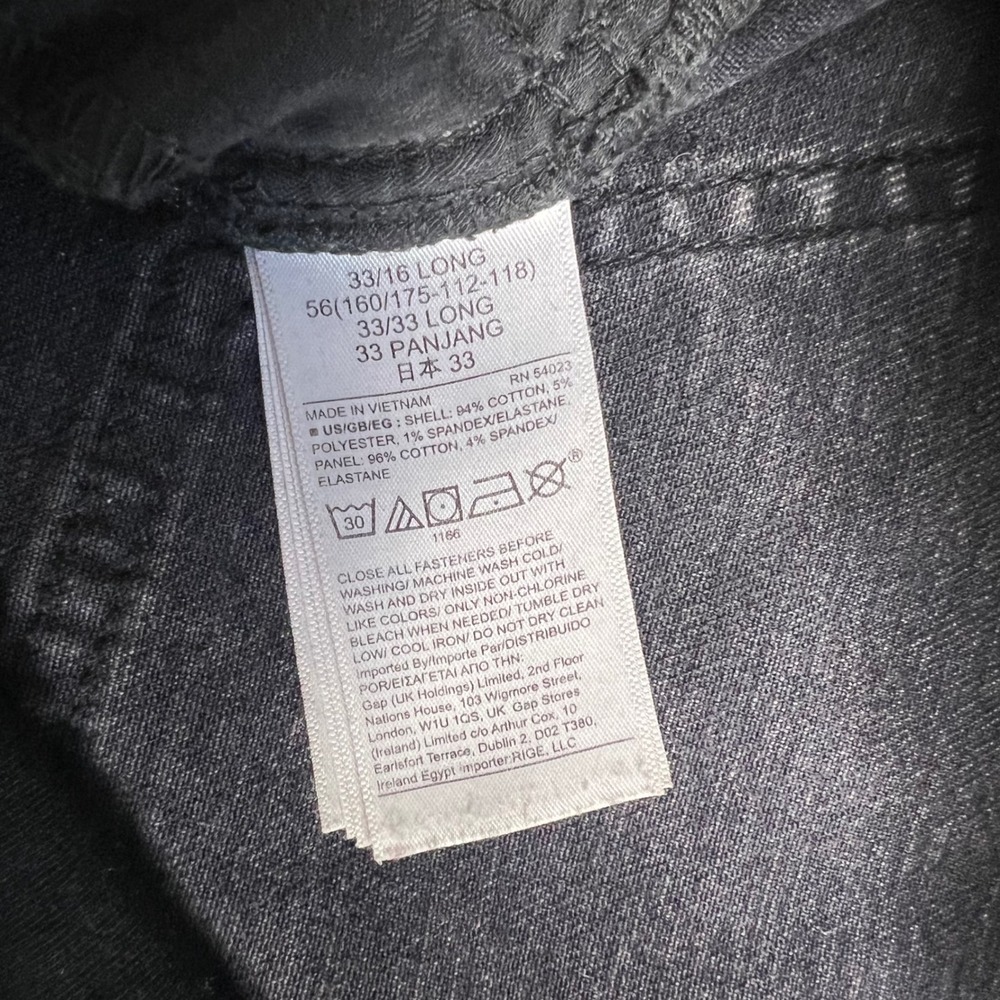 GAP Straight Leg Maternity Jeans with Black Waist Panel - Washed Gray - Picture 6 of 7
